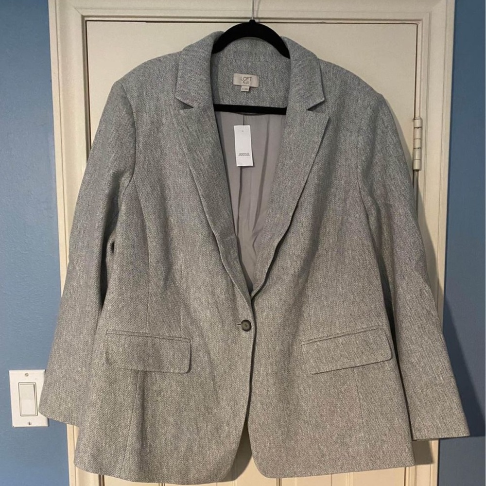 Women’s Loft Light Grey Blazer with Elbow Patches - brand new with tags!!